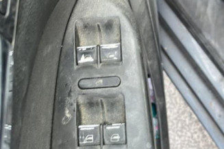 Etrier arriere droit (freinage) VOLKSWAGEN TOURAN 1