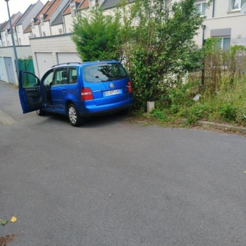 Etrier arriere droit (freinage) VOLKSWAGEN TOURAN 1 Photo n°6