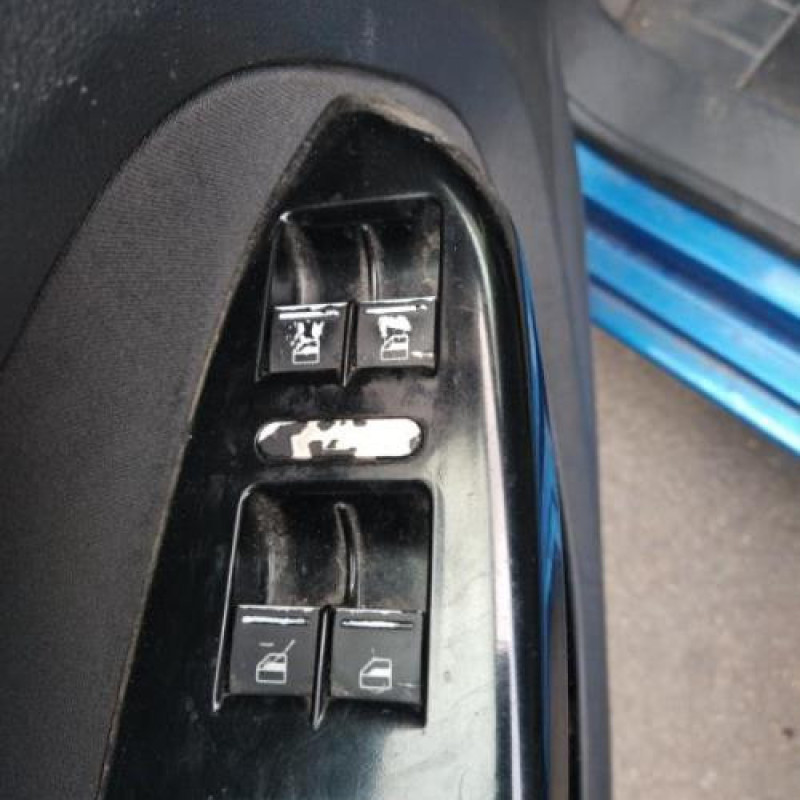 Etrier arriere droit (freinage) VOLKSWAGEN TOURAN 1 Photo n°8