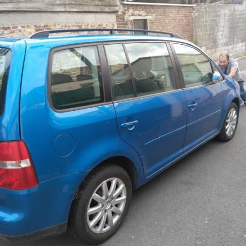 Etrier arriere droit (freinage) VOLKSWAGEN TOURAN 1 Photo n°16