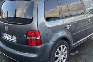 Etrier arriere droit (freinage) VOLKSWAGEN TOURAN 1