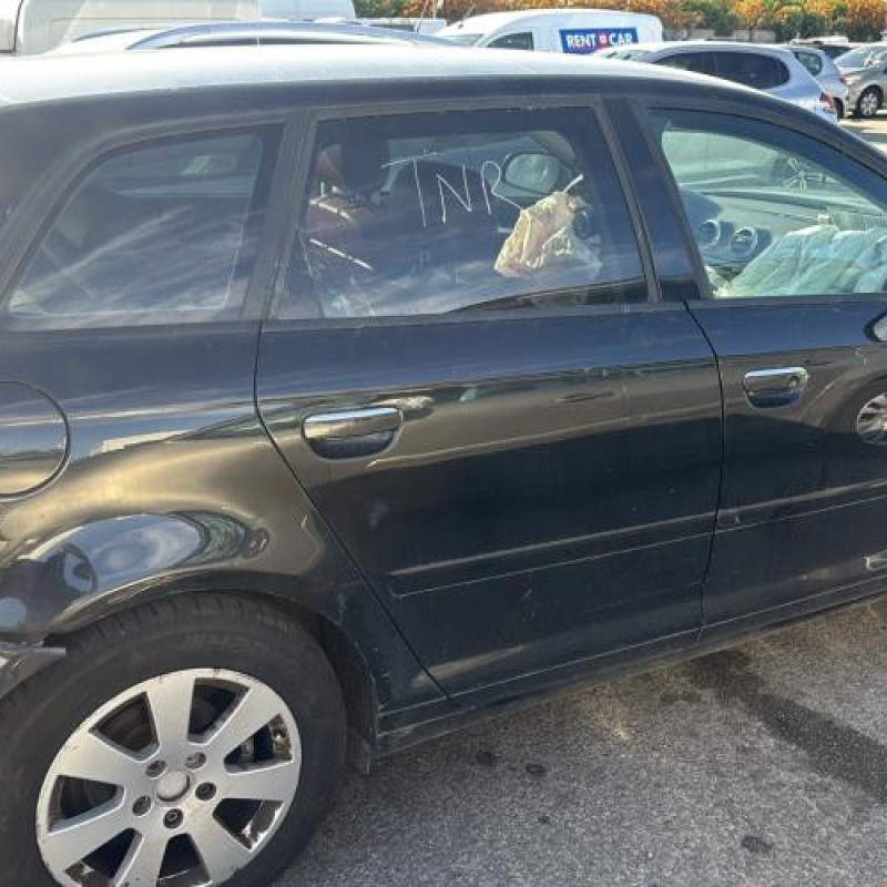 Pivot de moyeu arriere droit AUDI A3 2 Photo n°8