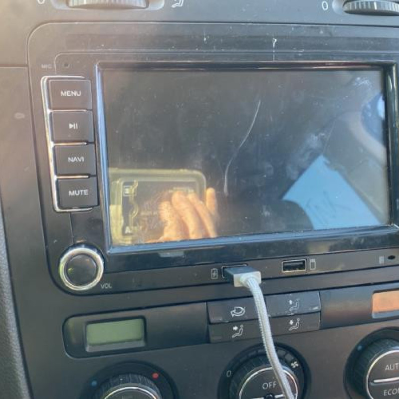 Pivot de moyeu arriere gauche VOLKSWAGEN GOLF 5 Photo n°13