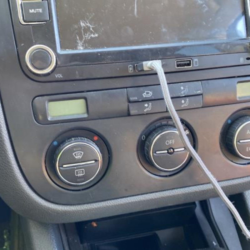 Pivot de moyeu arriere gauche VOLKSWAGEN GOLF 5 Photo n°14