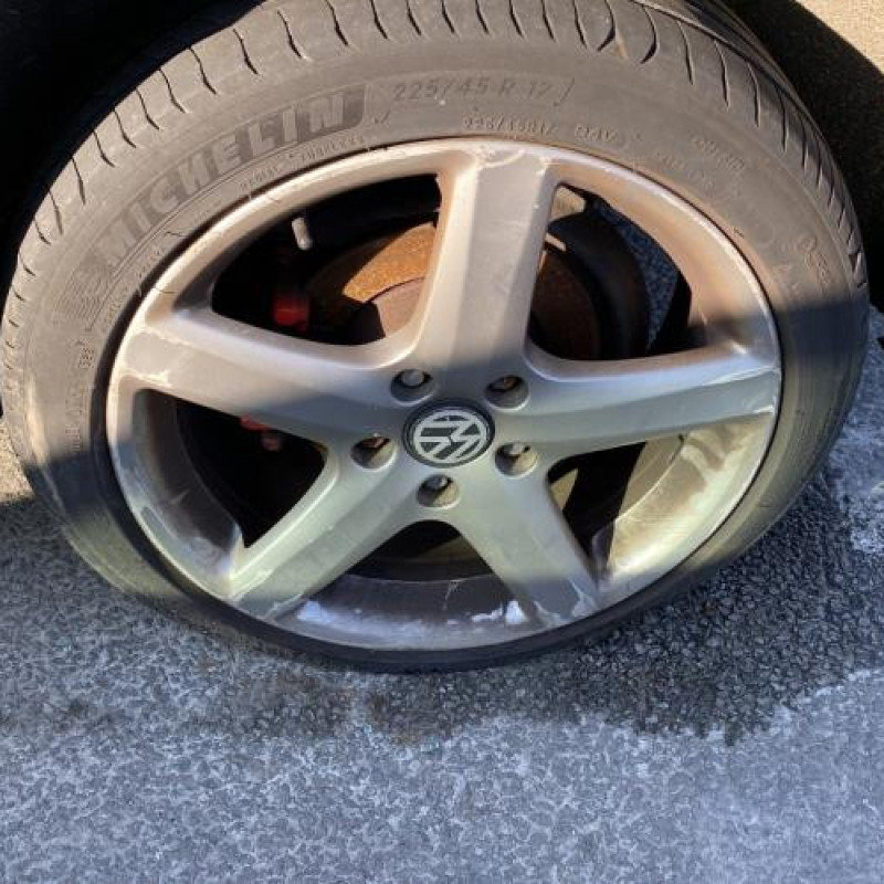 Pivot de moyeu arriere gauche VOLKSWAGEN GOLF 5 Photo n°17