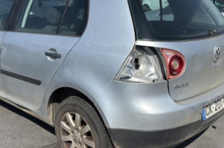 Pivot de moyeu arriere gauche VOLKSWAGEN GOLF 5