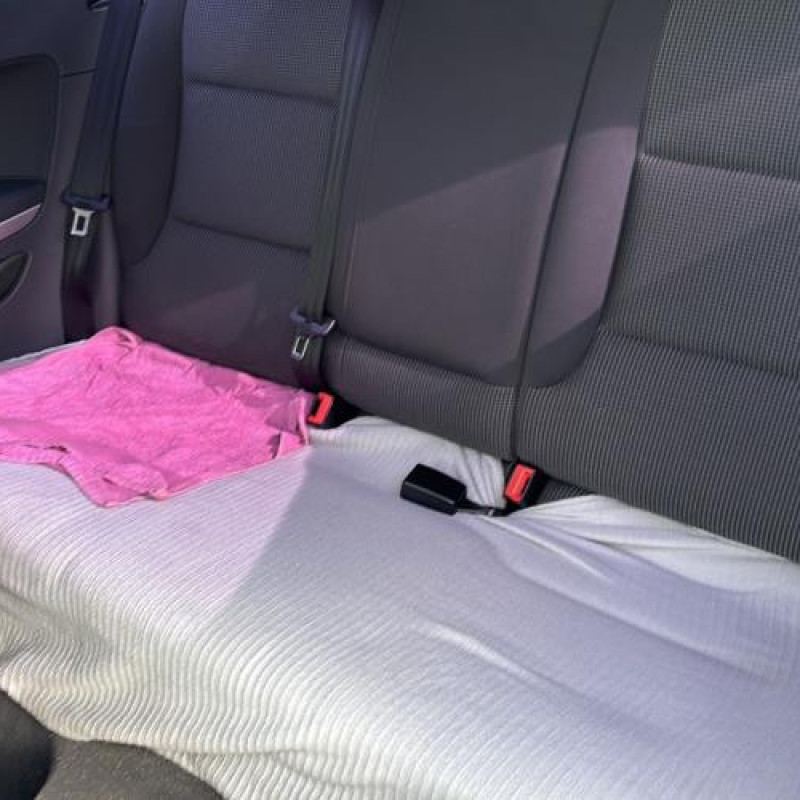 Boitier filtre a air AUDI A3 2 Photo n°12