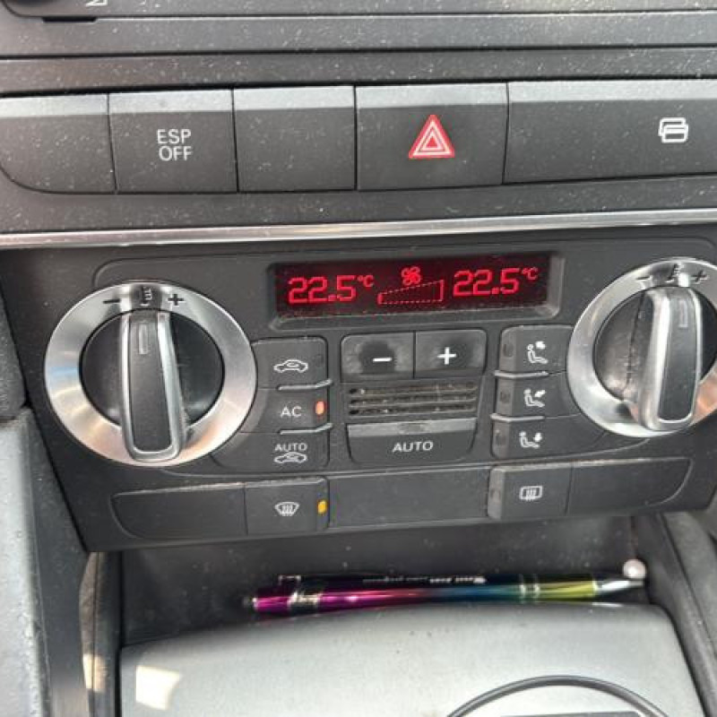 Boitier filtre a air AUDI A3 2 Photo n°15