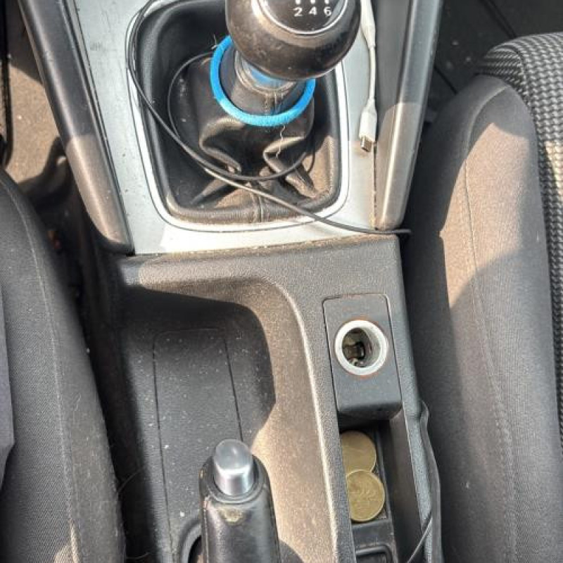 Boitier filtre a air AUDI A3 2 Photo n°17