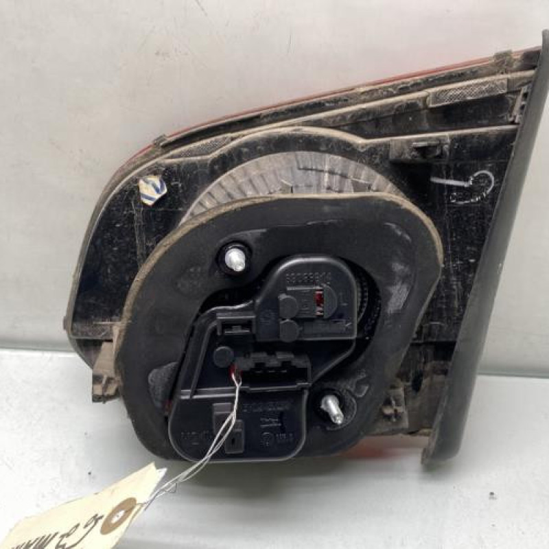 Feu arriere secondaire gauche (feux) VOLKSWAGEN GOLF 6 Photo n°2