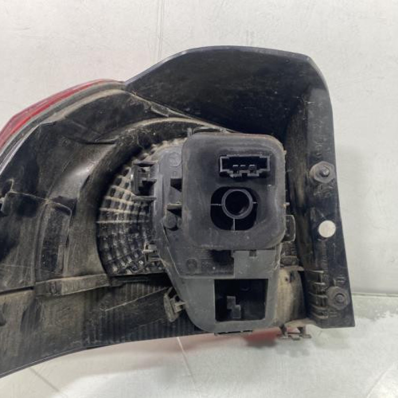 Feu arriere principal droit (feux) VOLKSWAGEN GOLF 6 Photo n°4