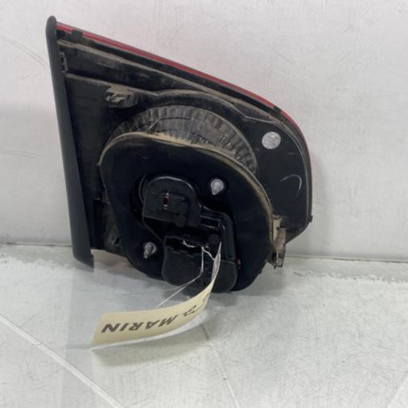 Feu arriere secondaire droit (feux) VOLKSWAGEN GOLF 6 Photo n°3