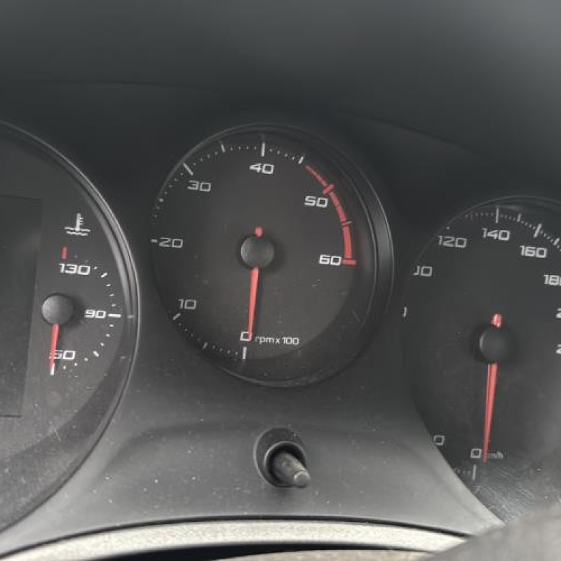 Boitier filtre a air SEAT LEON 2 Photo n°15