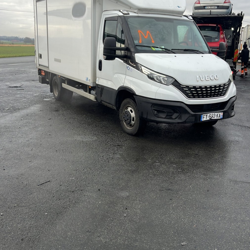 IVECO DAILY 6 PHASE 2 35-C18 3.0D - 16V TURBO Photo n°2