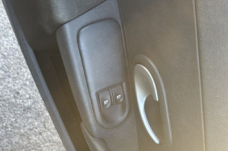 RENAULT CLIO 3 PHASE 1 1.5 DCI - 8V TURBO