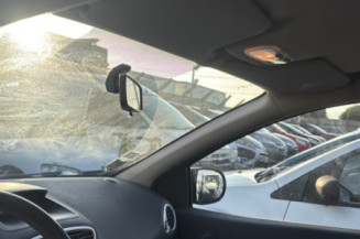 RENAULT CLIO 3 PHASE 1 1.5 DCI - 8V TURBO