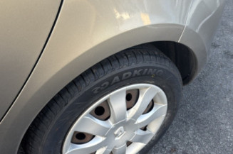 RENAULT CLIO 3 PHASE 1 1.5 DCI - 8V TURBO