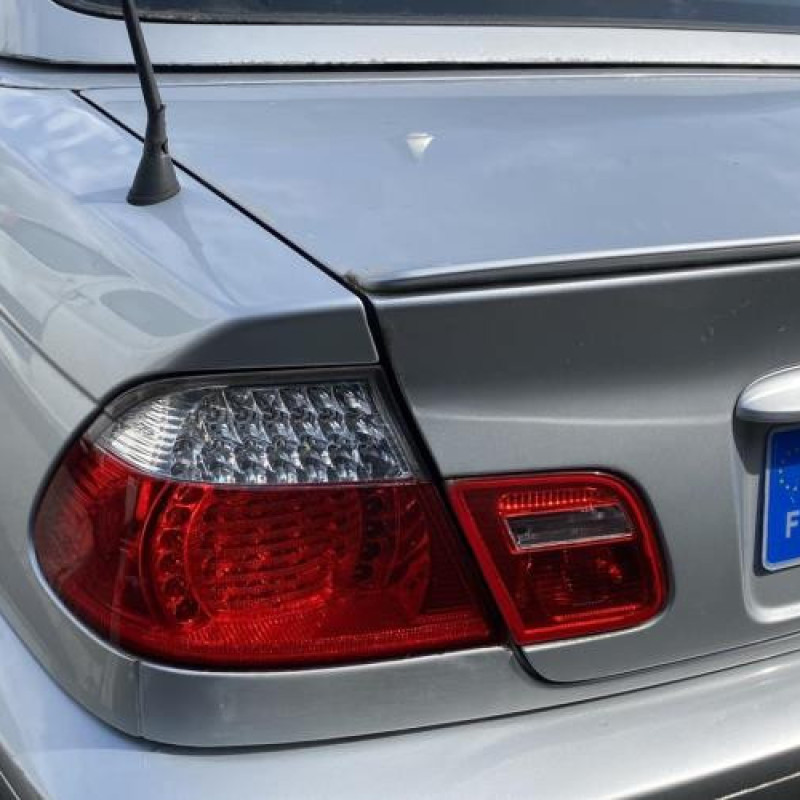 Custode arriere droit BMW SERIE 3 E46 Photo n°11