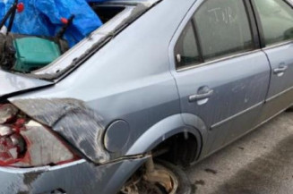 Retroviseur gauche FORD MONDEO 2