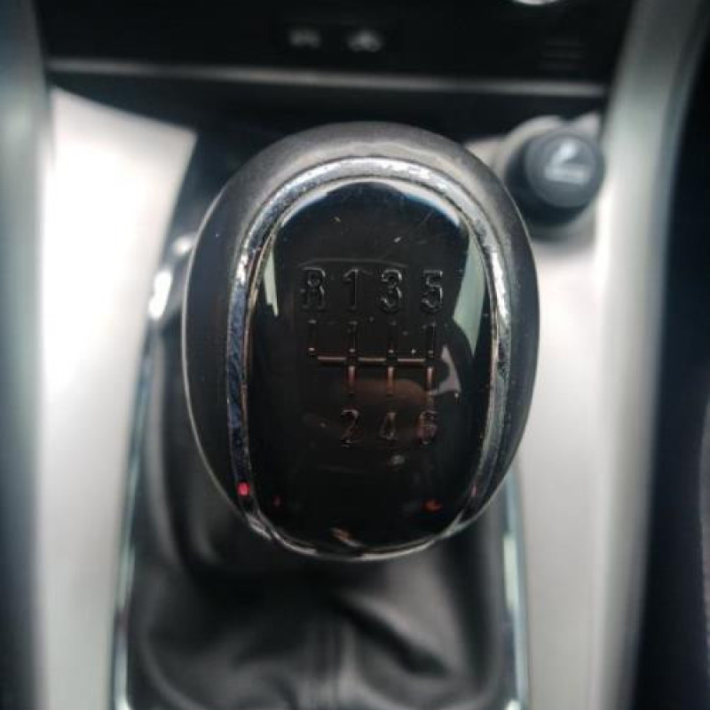 Calandre CHEVROLET CAPTIVA Photo n°12