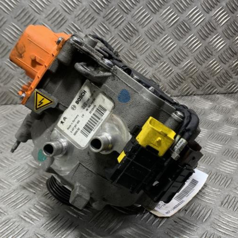 Alterno-demarreur PEUGEOT 508 1 SW Photo n°1