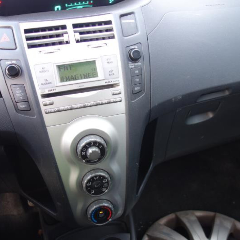 Moto ventilateur radiateur TOYOTA YARIS 2 Photo n°3