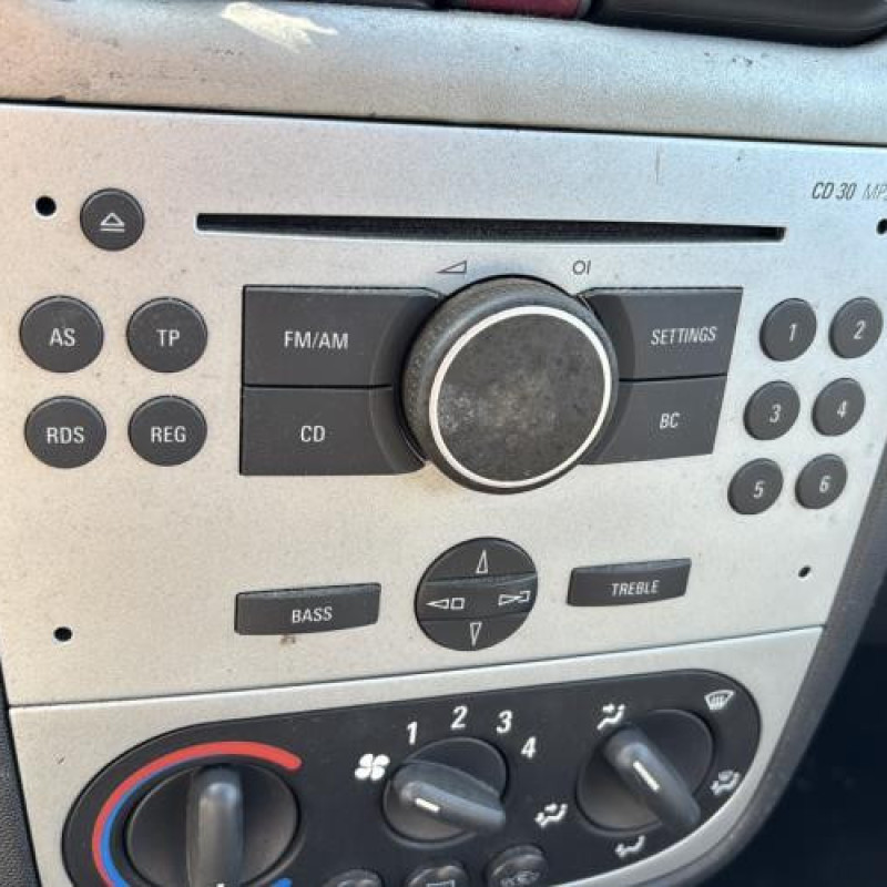 Pare choc arriere OPEL CORSA C Photo n°20