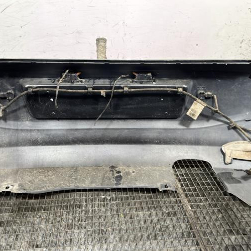 Pare choc arriere FIAT PUNTO 3 Photo n°5