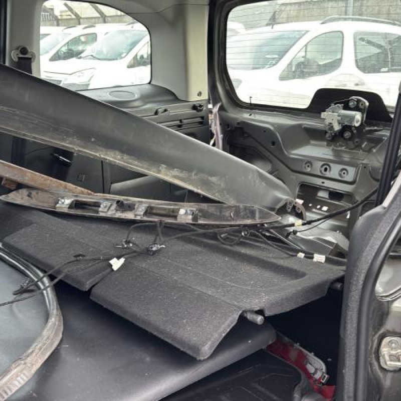 Boitier air bag PEUGEOT PARTNER 2 Photo n°11