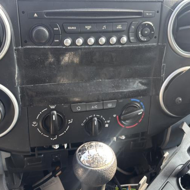 Boitier air bag PEUGEOT PARTNER 2 Photo n°15