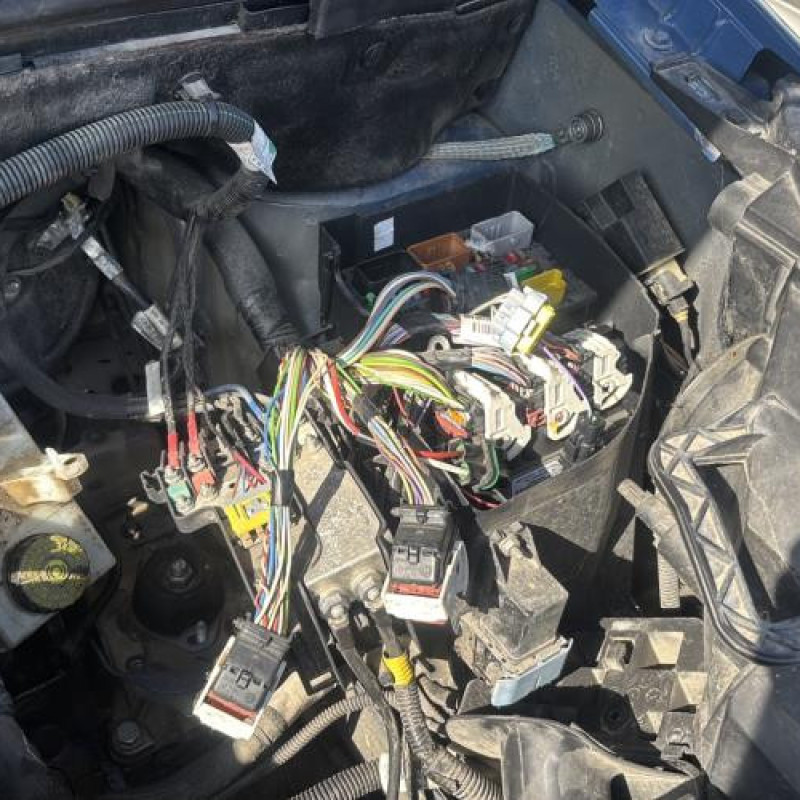 Boitier air bag PEUGEOT PARTNER 2 Photo n°19