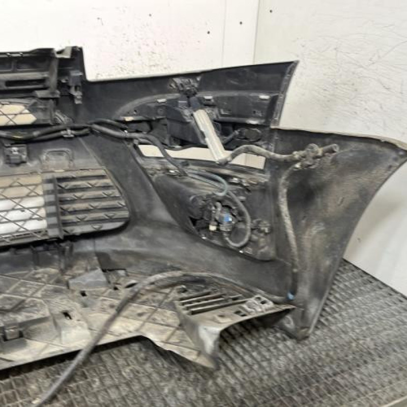 Pare choc avant CITROEN C4 GRAND PICASSO 1 Photo n°6