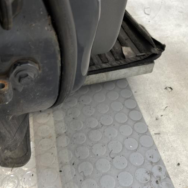 Porte avant droit FORD FOCUS 2 Photo n°6