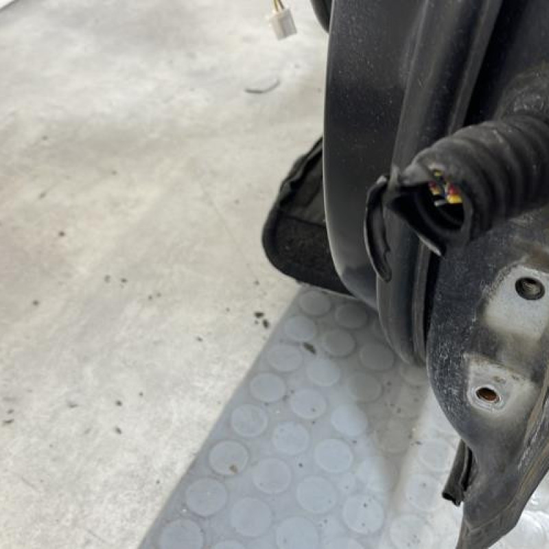 Porte avant gauche CITROEN C4 AIRCROSS Photo n°4