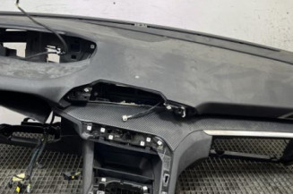 Planche de bord complete PEUGEOT 5008 2 Photo n°1