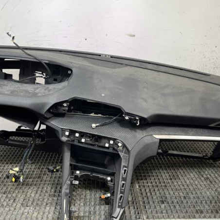 Planche de bord complete PEUGEOT 5008 2 Photo n°1