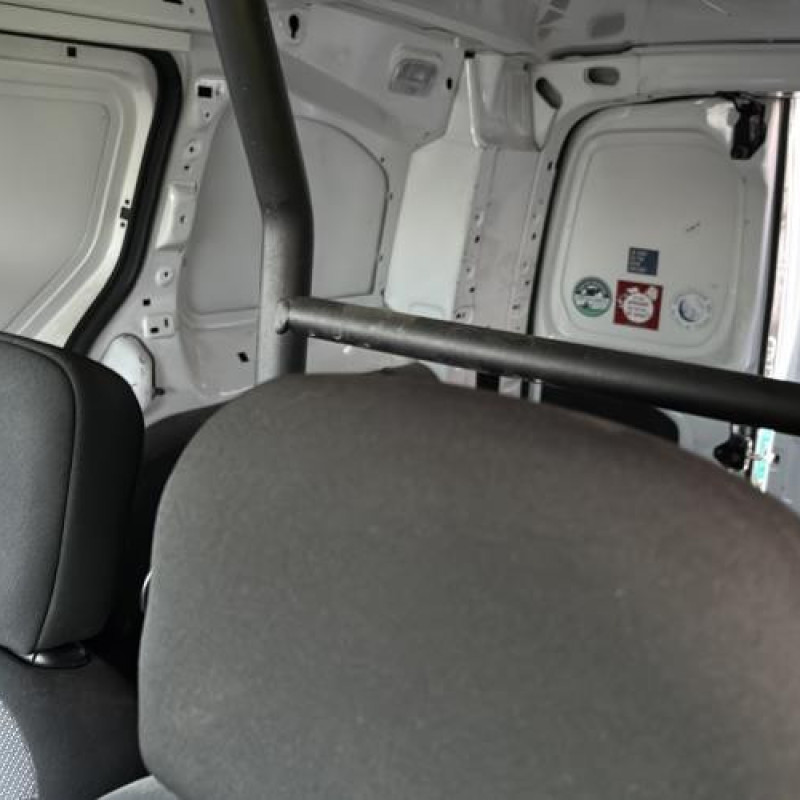 Boitier air bag PEUGEOT PARTNER 2 Photo n°10