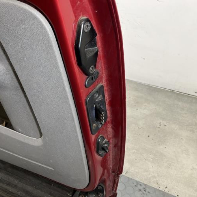 Porte laterale gauche VOLKSWAGEN CADDY 3 Photo n°4