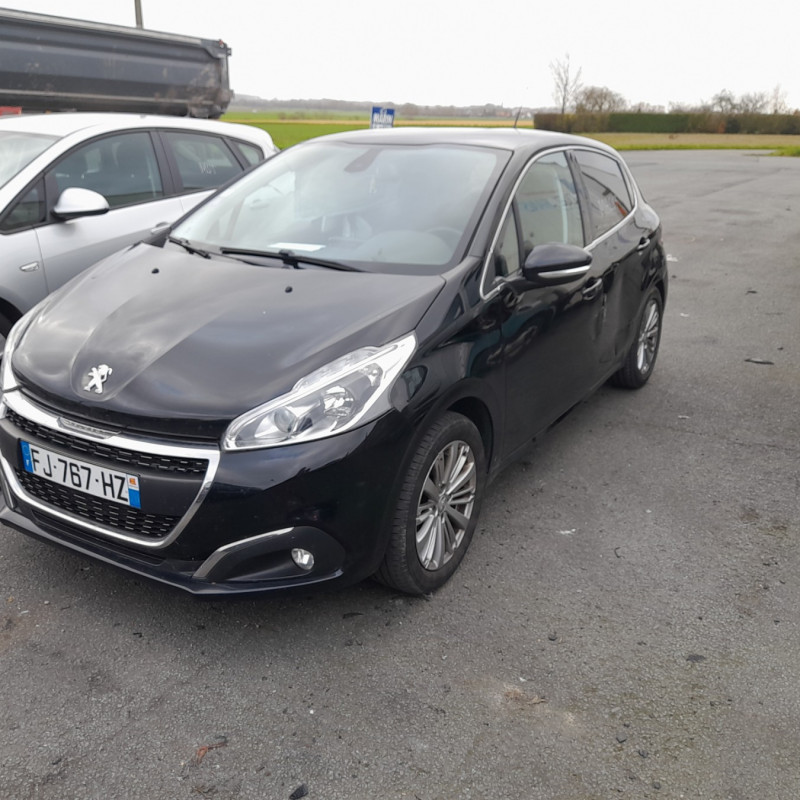 PEUGEOT 208 1 PHASE 2 1.2 PURETECH - 12V TURBO Photo n°4