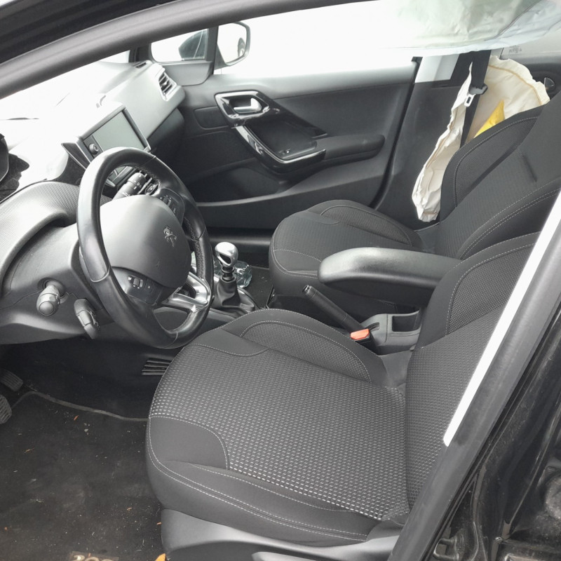 PEUGEOT 208 1 PHASE 2 1.2 PURETECH - 12V TURBO Photo n°7