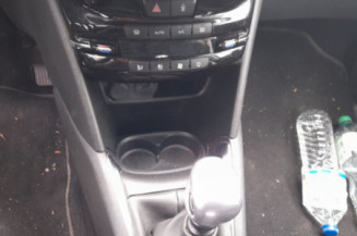 PEUGEOT 208 1 PHASE 2 1.2 PURETECH - 12V TURBO