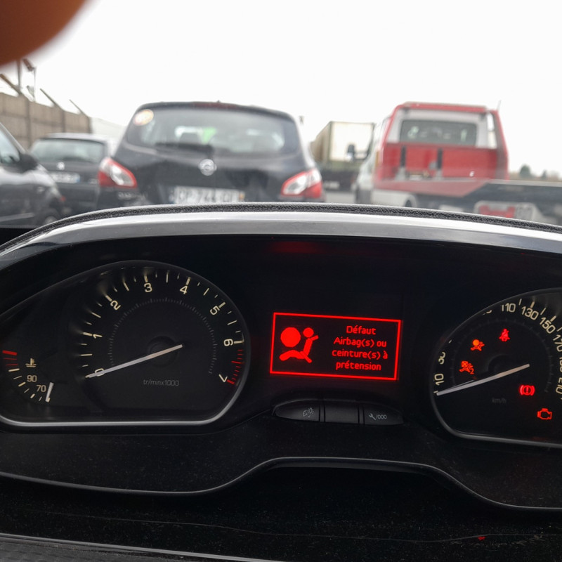 PEUGEOT 208 1 PHASE 2 1.2 PURETECH - 12V TURBO Photo n°11