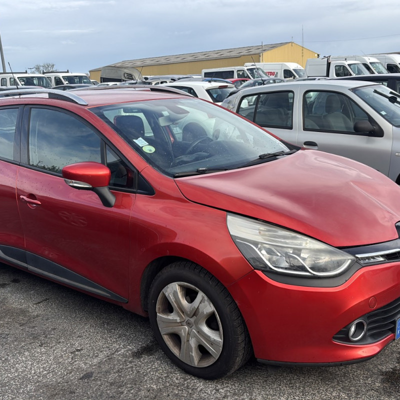 RENAULT CLIO 4 PHASE 1 BREAK 1.5 DCI - 8V TURBO Photo n°1