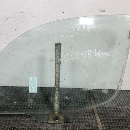 Vitre avant gauche FIAT DOBLO 1 Photo n°1