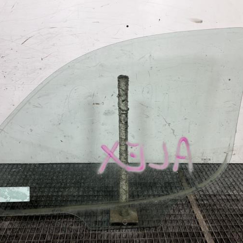 Vitre avant droit FIAT DOBLO 2 Photo n°4