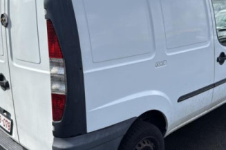 Vitre avant gauche FIAT DOBLO 2