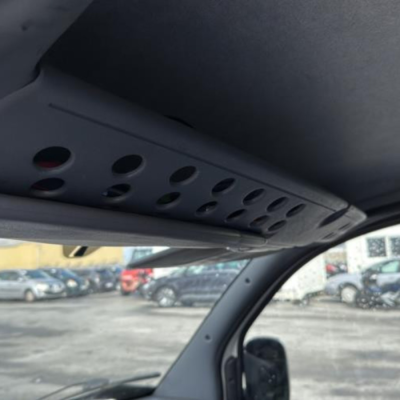 Vitre avant gauche FIAT DOBLO 2 Photo n°14