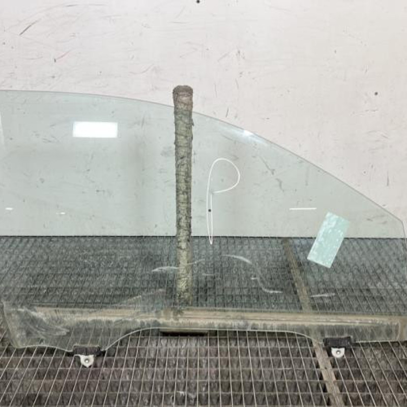 Vitre avant droit CITROEN C4 AIRCROSS Photo n°1