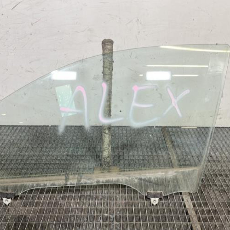 Vitre avant gauche CITROEN C4 AIRCROSS Photo n°1