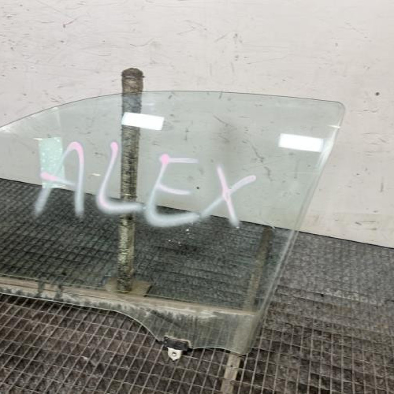 Vitre avant gauche CITROEN C4 AIRCROSS Photo n°3